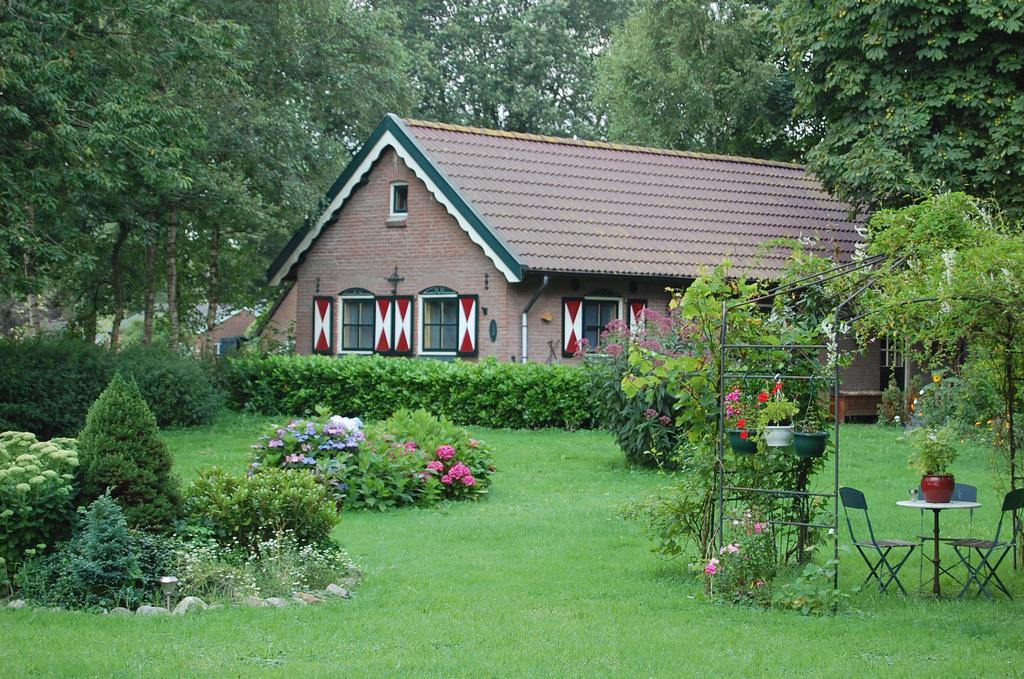 B&B Bezinspiratie Schuinesloot Esterno foto